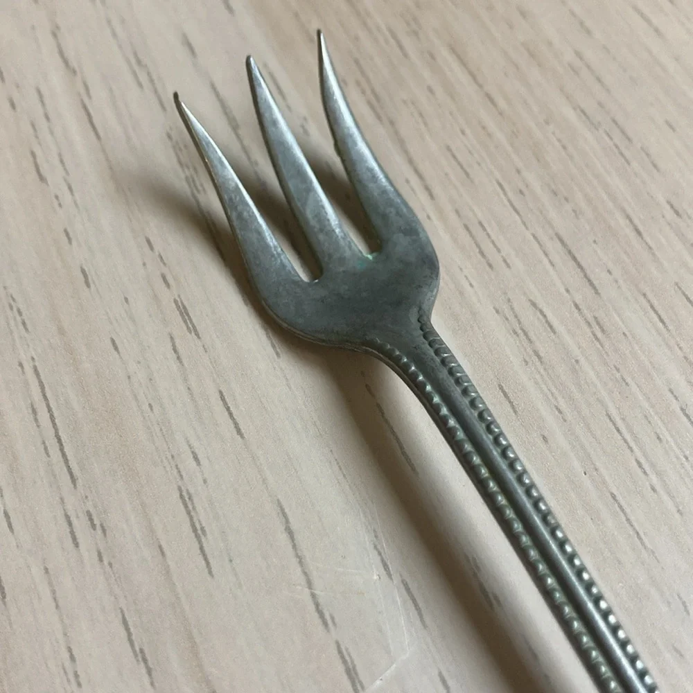 Vintage So. Am. Silver Solid D-1 South American Silver Company Long Pickle Fork